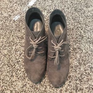 tan wedges with laces